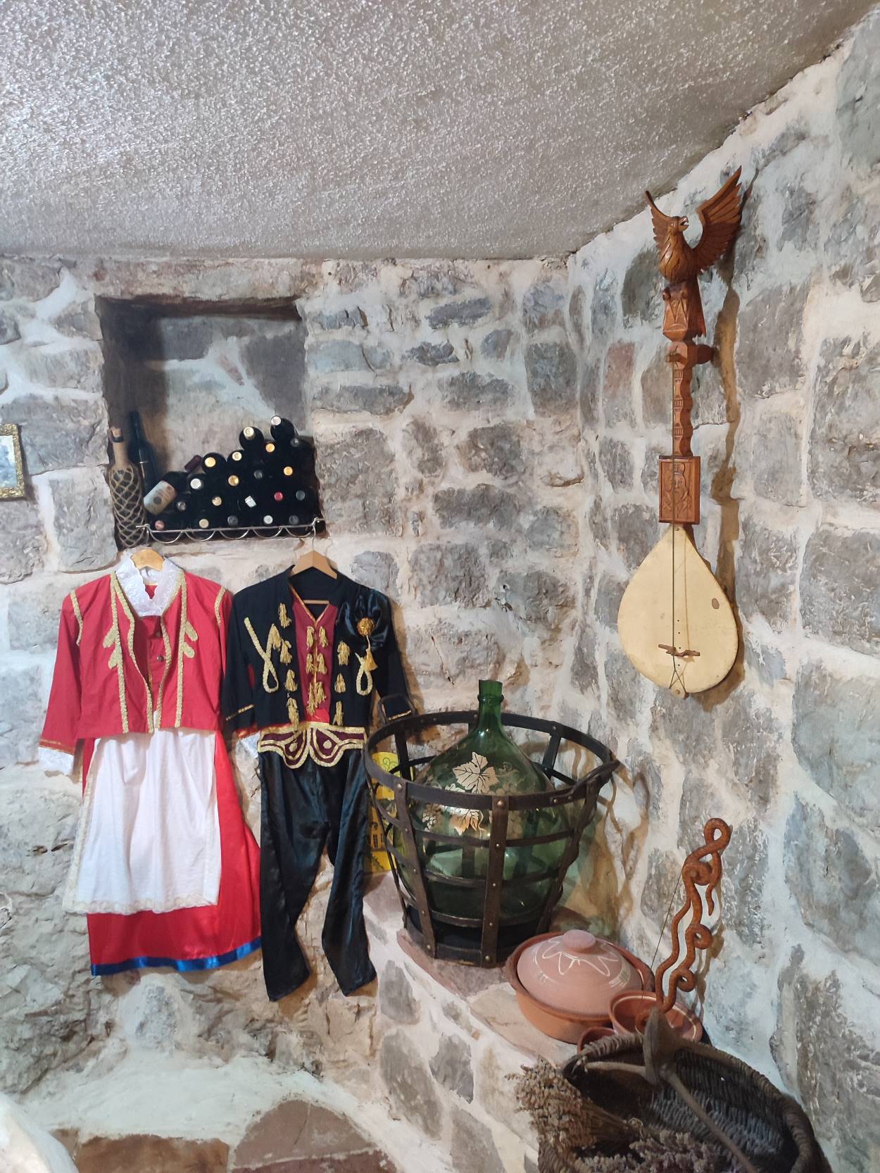 Olive tasting Montenegrin tradition tour ()