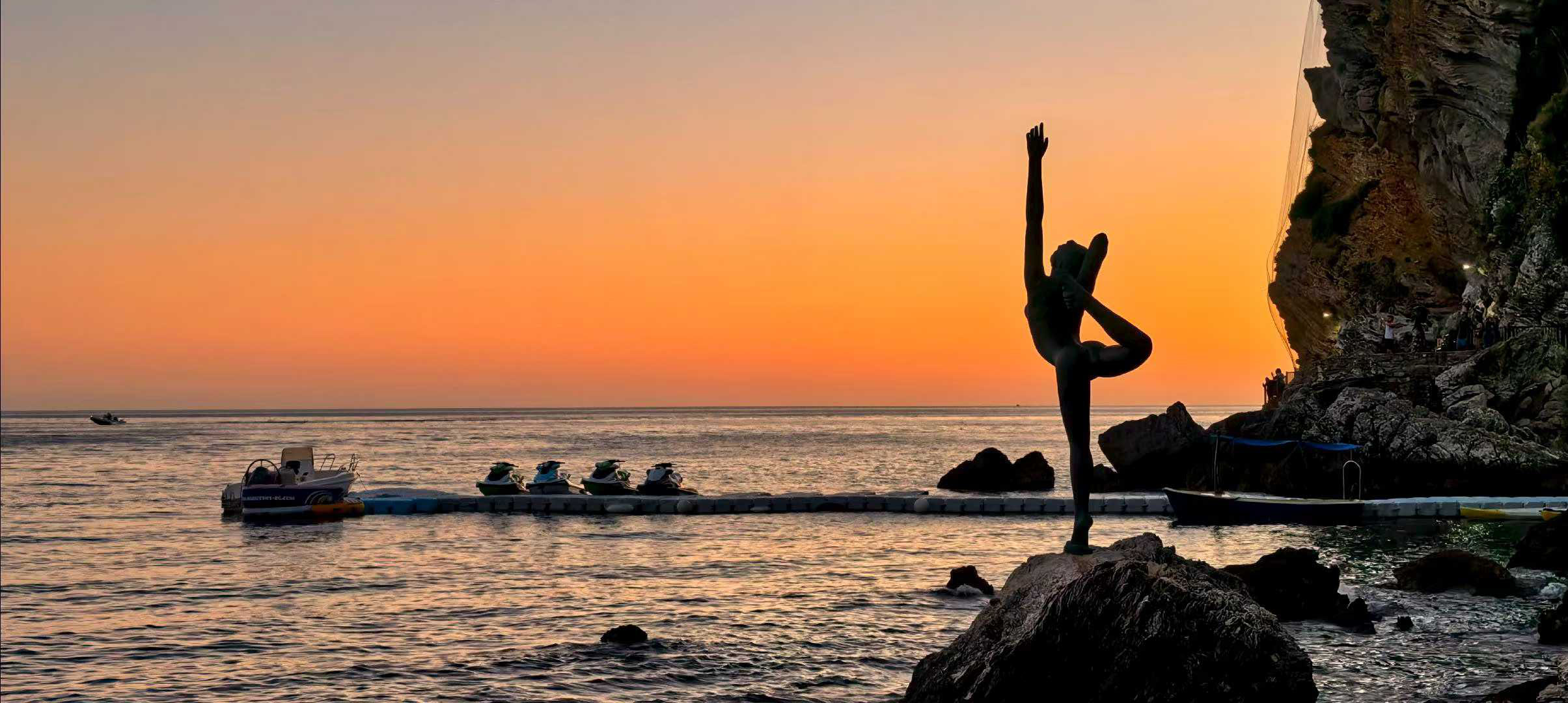 budva balerina zalazak